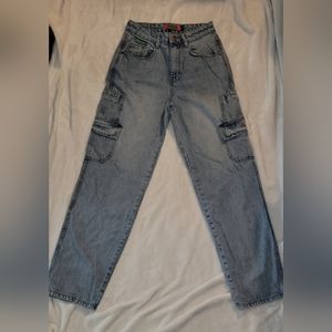 Empyre Tori light wash Cargo Jeans size 0 womens.